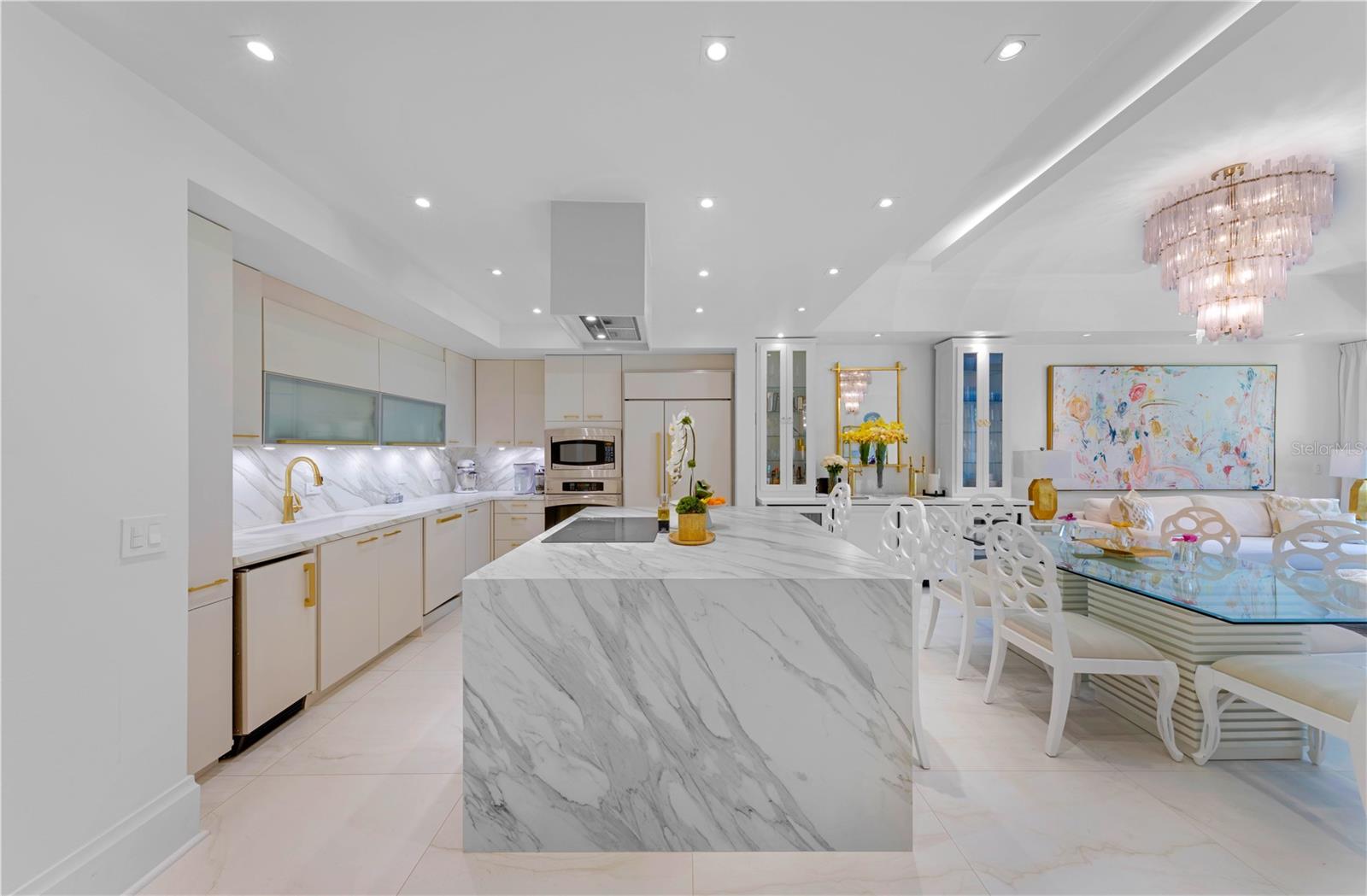 BAHIA BEACH - Residential