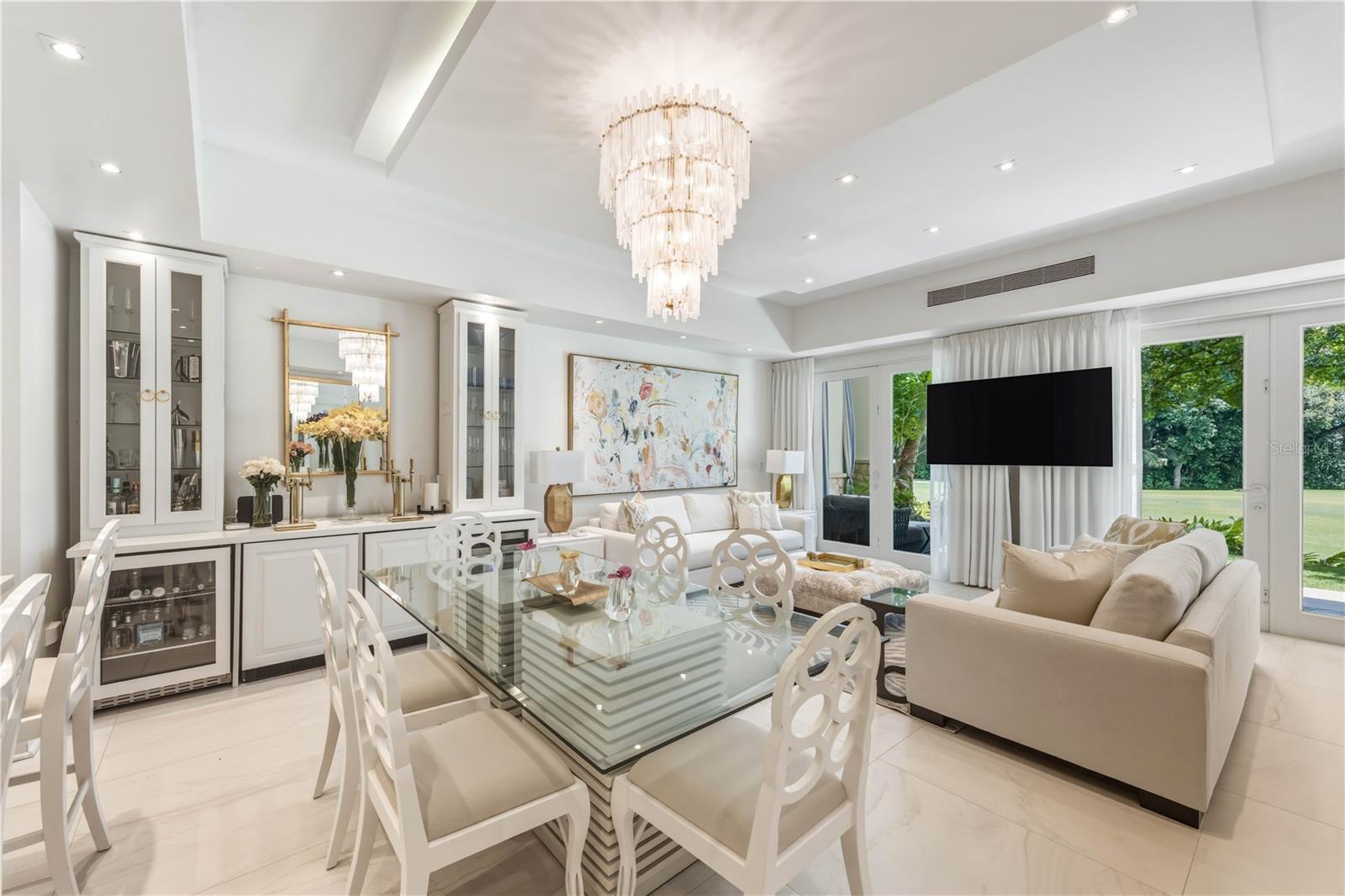 BAHIA BEACH - Residential