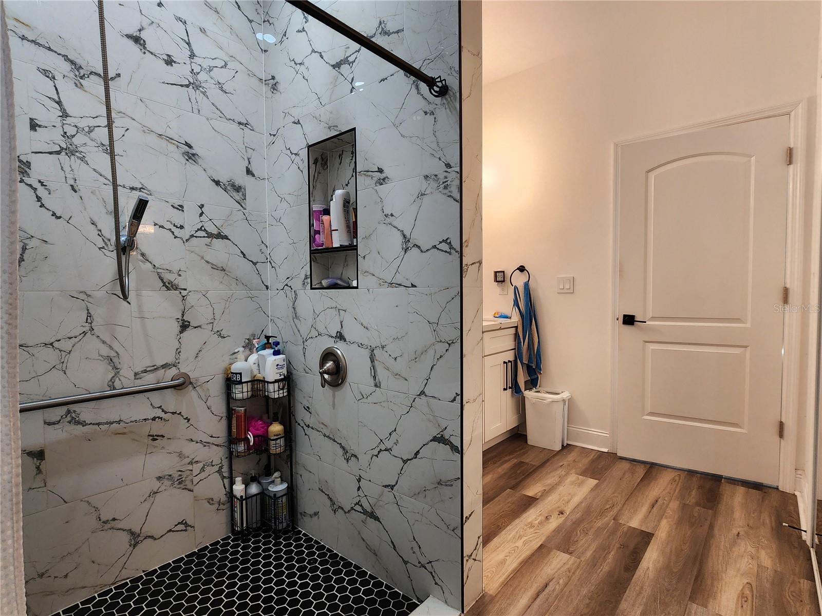 GOLDEN GATE ESTATE UNIT 92 - Residential