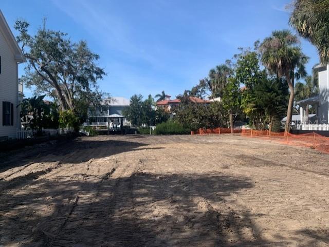 BAYSHORE ESTATES - Land