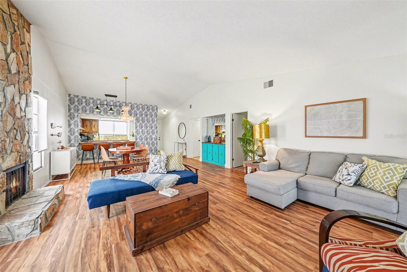 EAGLES POINT CONDO - Residential