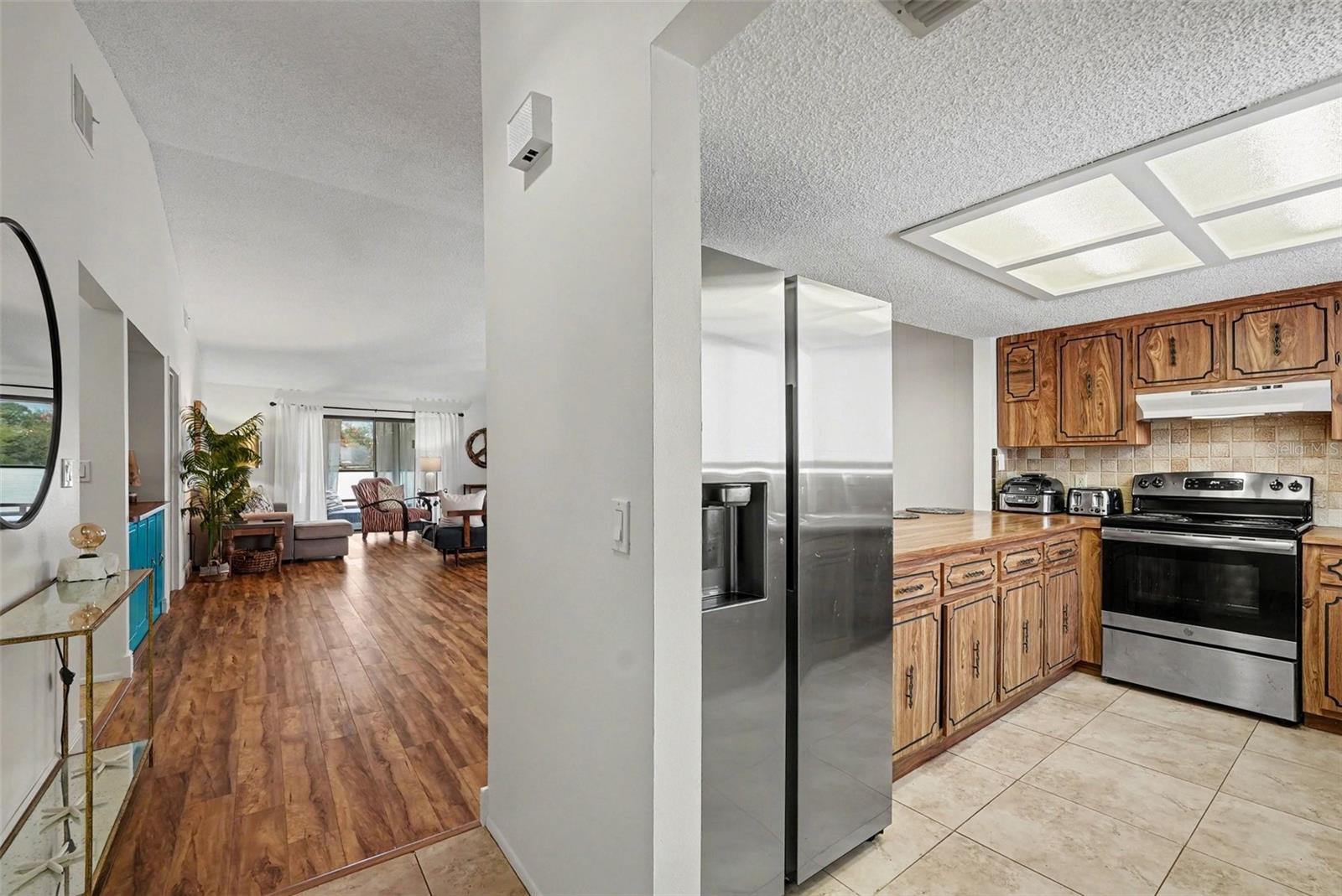 EAGLES POINT CONDO - Residential
