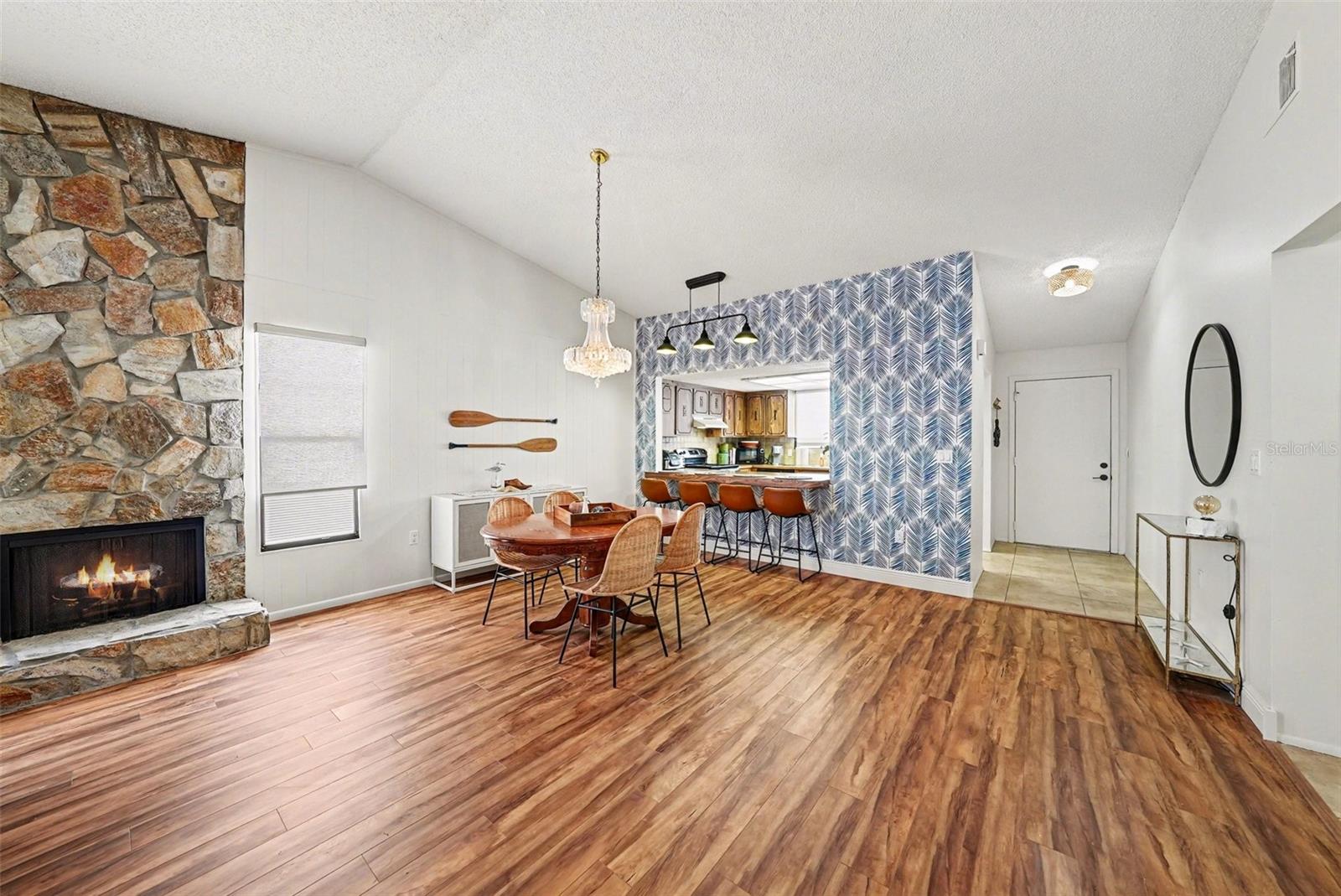 EAGLES POINT CONDO - Residential