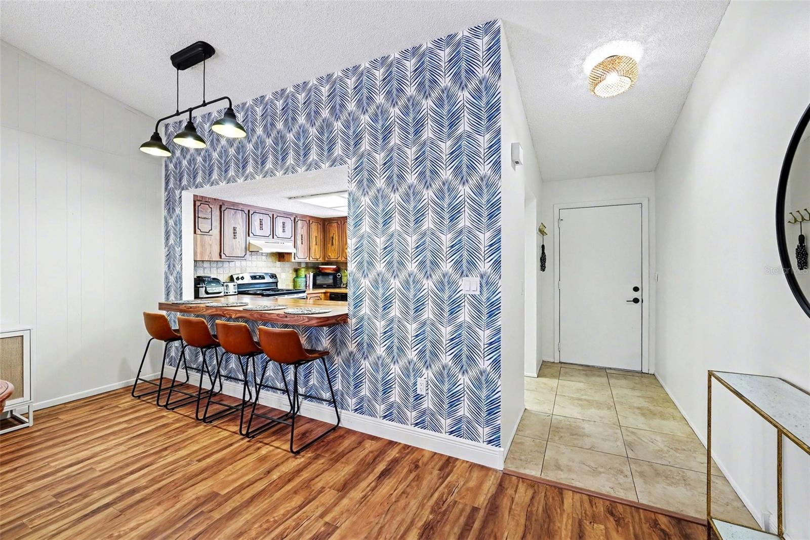 EAGLES POINT CONDO - Residential