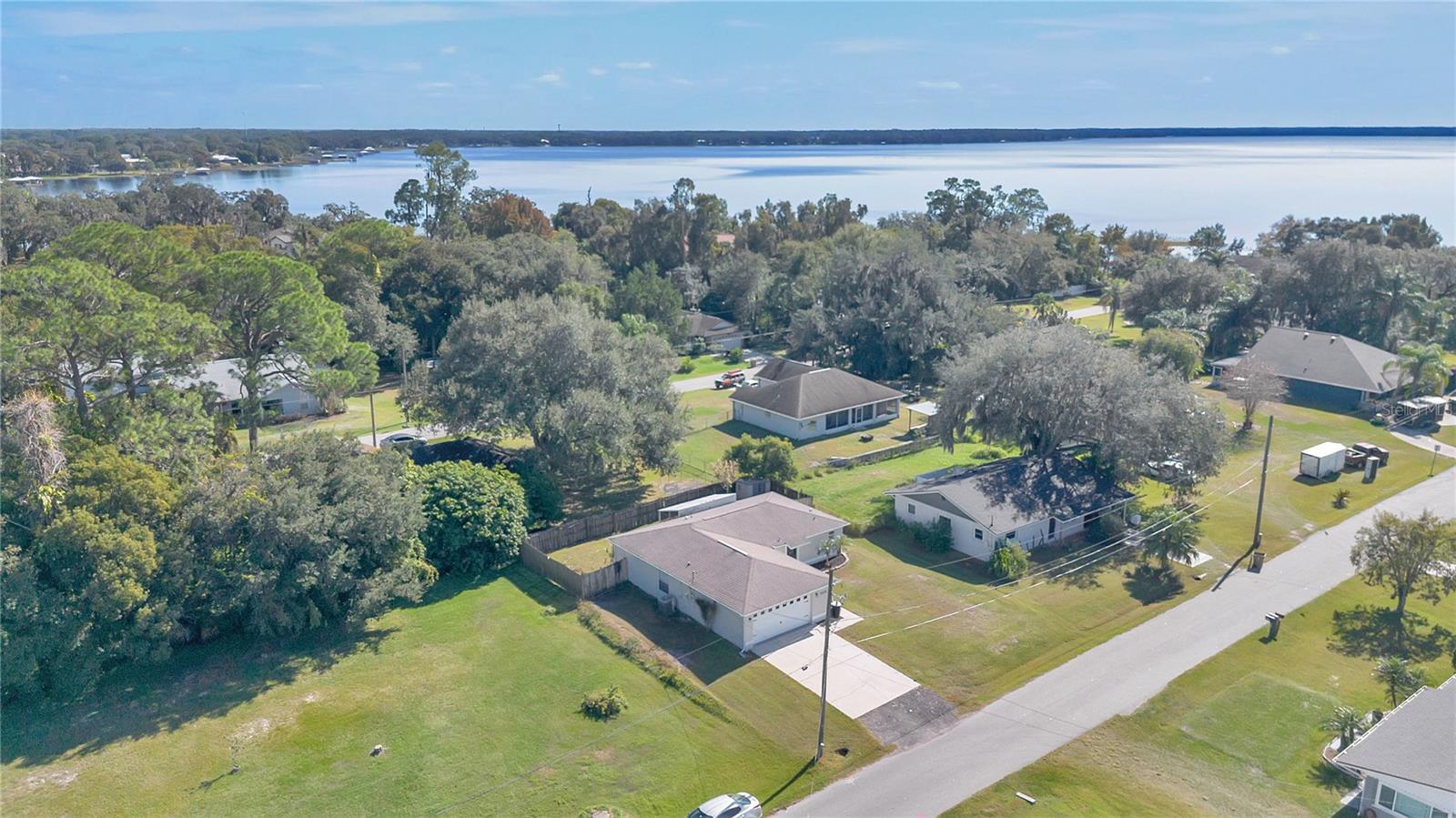 EL RANCHO PARK ADD BLK B - Residential