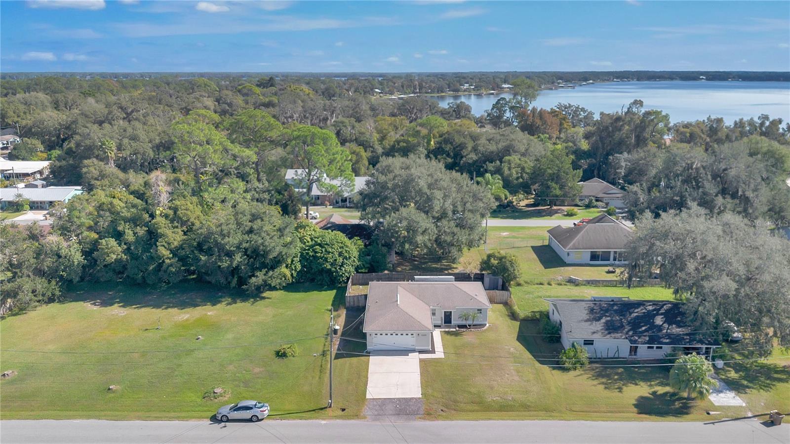 EL RANCHO PARK ADD BLK B - Residential