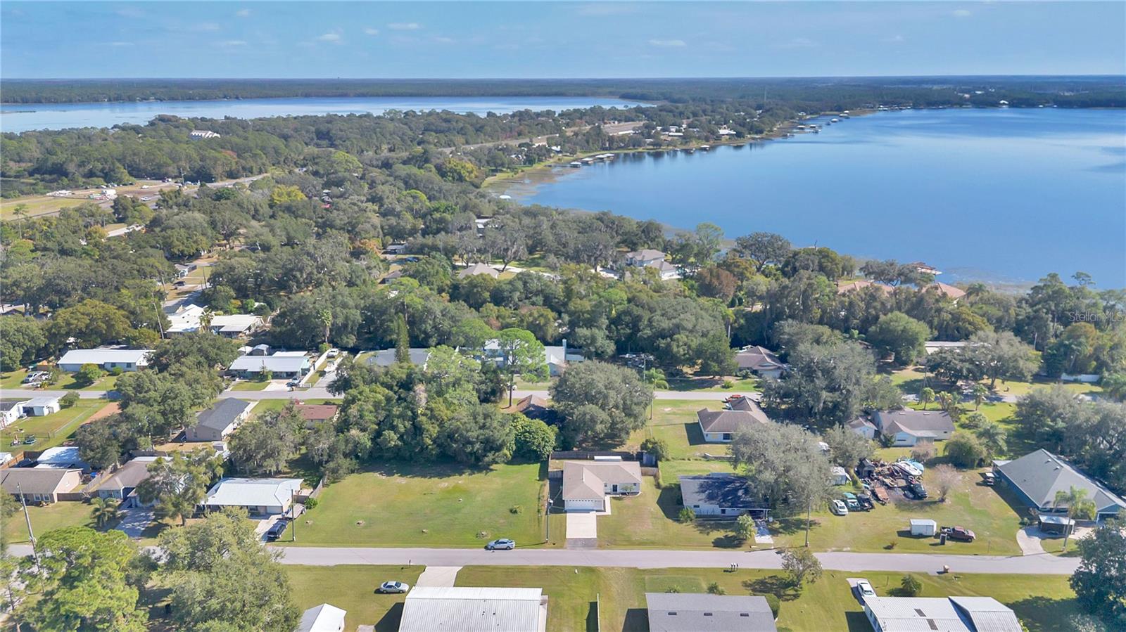 EL RANCHO PARK ADD BLK B - Residential