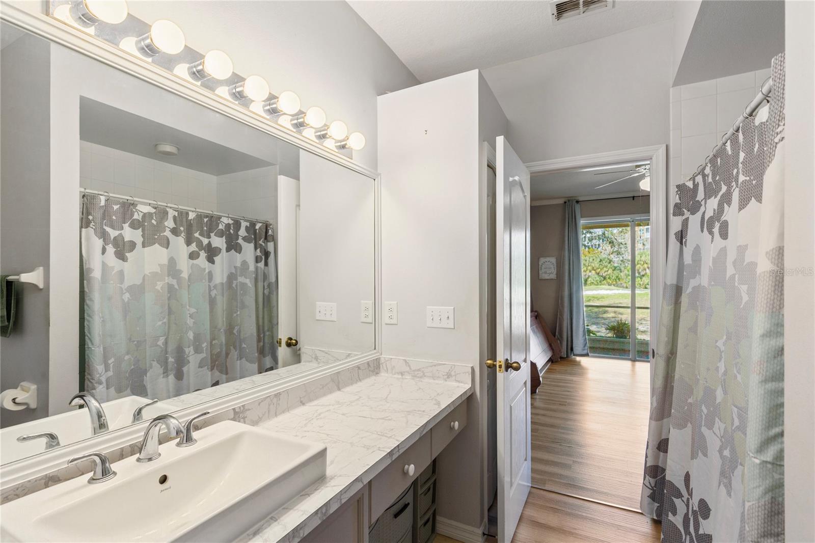 WILLOW GREENS - Residential