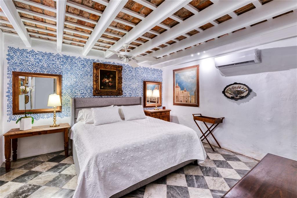 OLD SAN JUAN - Residential