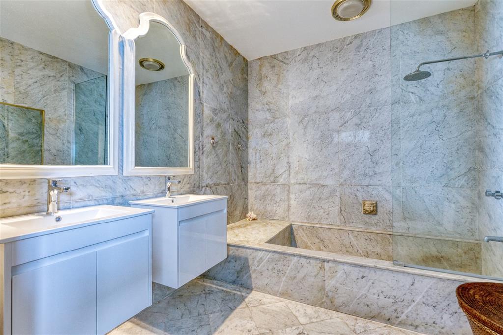 OLD SAN JUAN - Residential