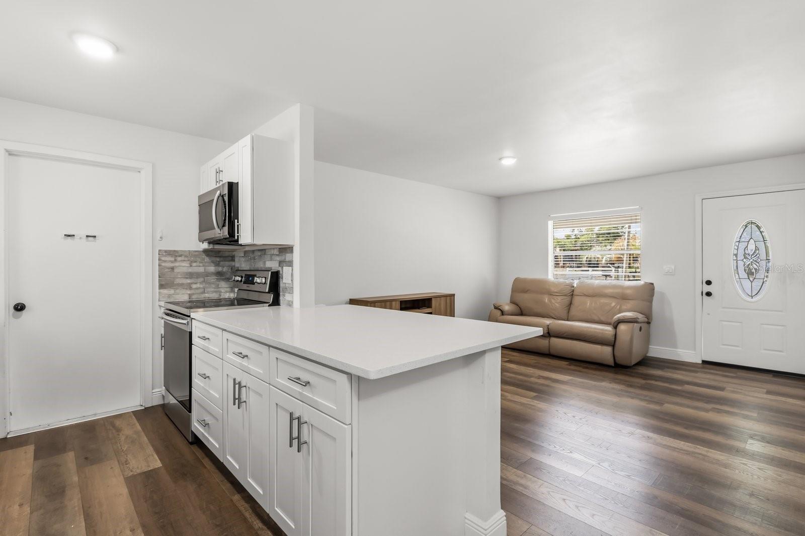 COUNTRY SHIRE - Residential