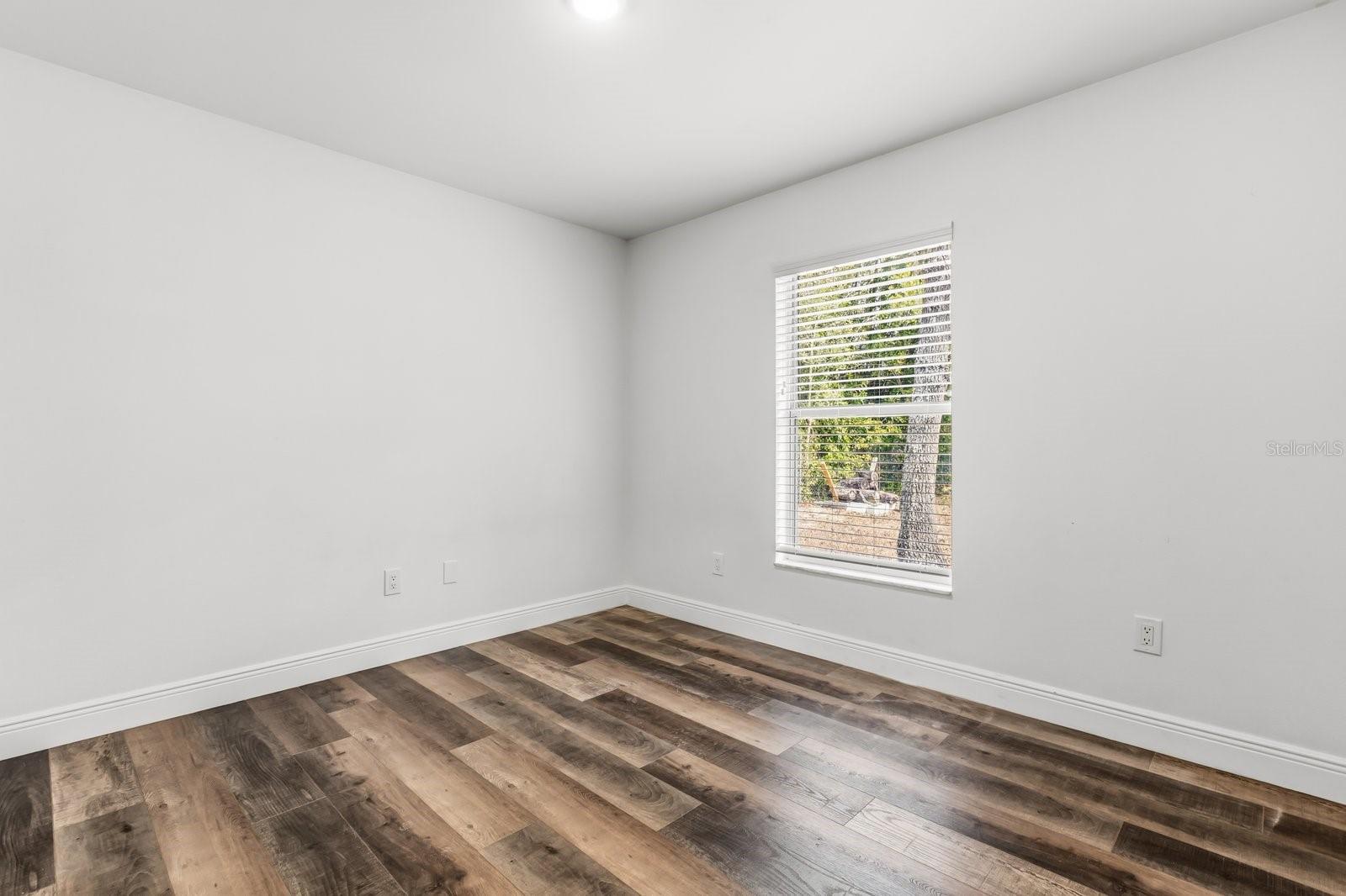 COUNTRY SHIRE - Residential