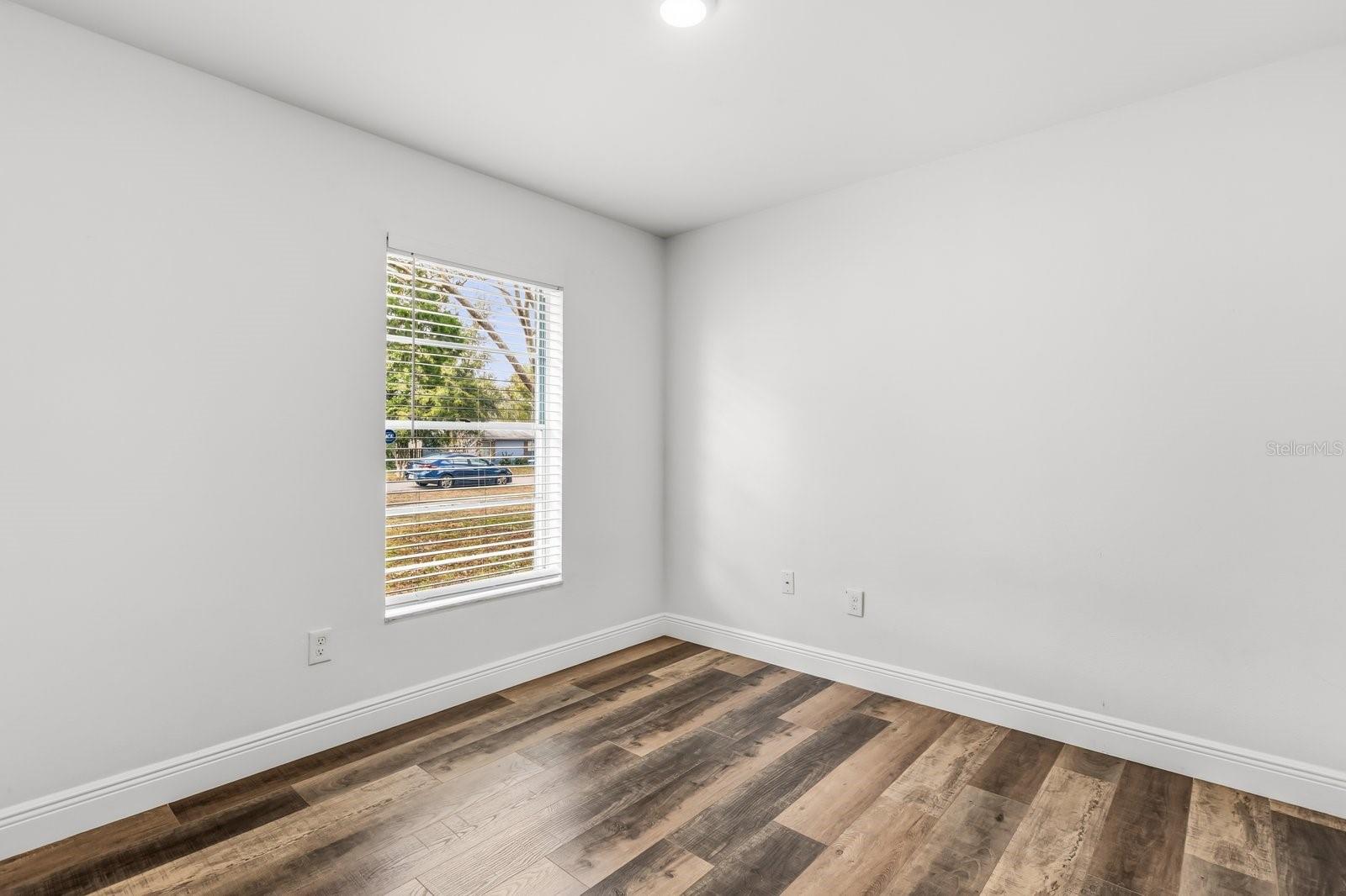 COUNTRY SHIRE - Residential