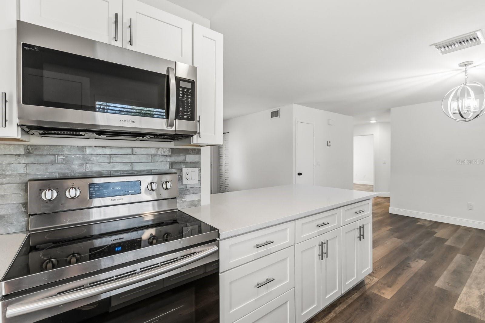 COUNTRY SHIRE - Residential