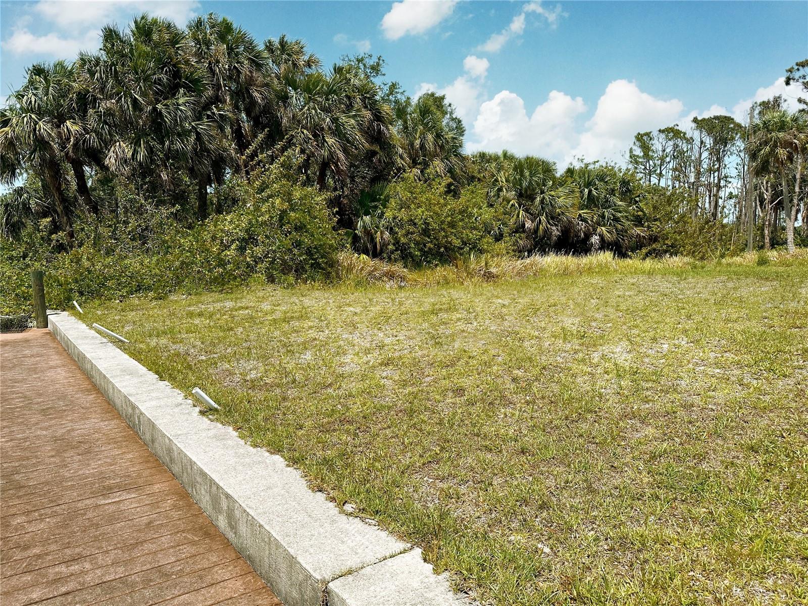 PORT CHARLOTTE SEC 047 - Land