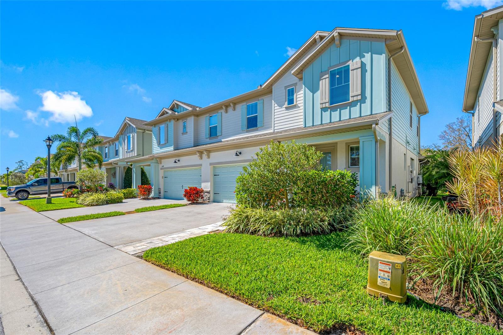 2270 SPRING LAKE COURT