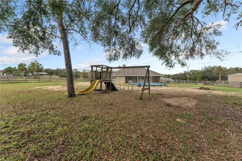 A home in LADY LAKE