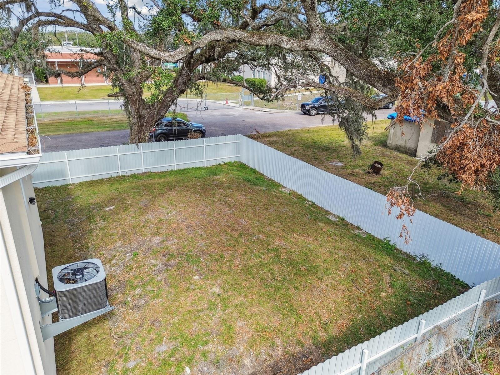 HELLEKES SUB - Residential