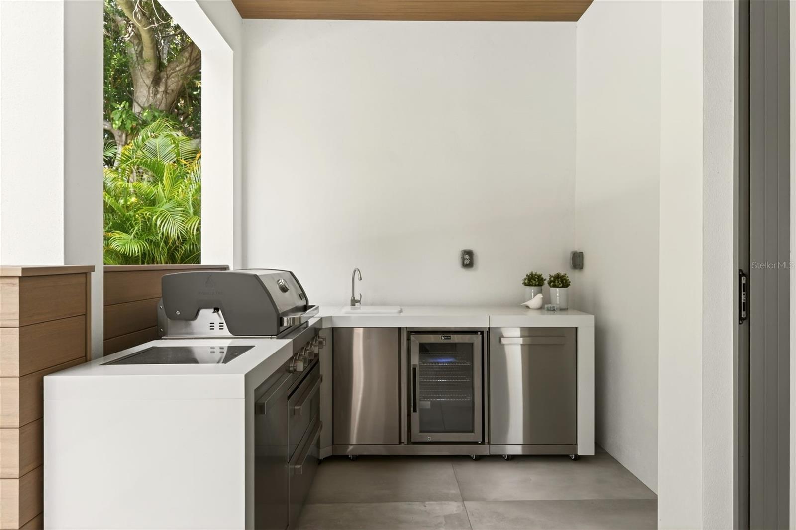 LEWIS COMBS SUB - Residential