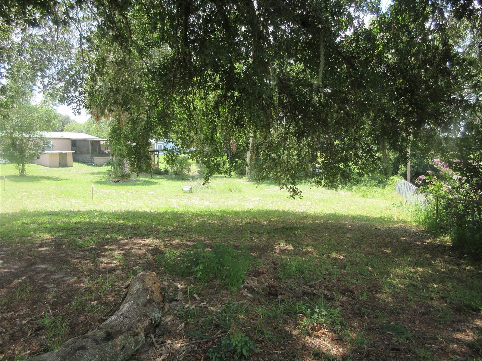 LAKE BRYANT SHORES - Land