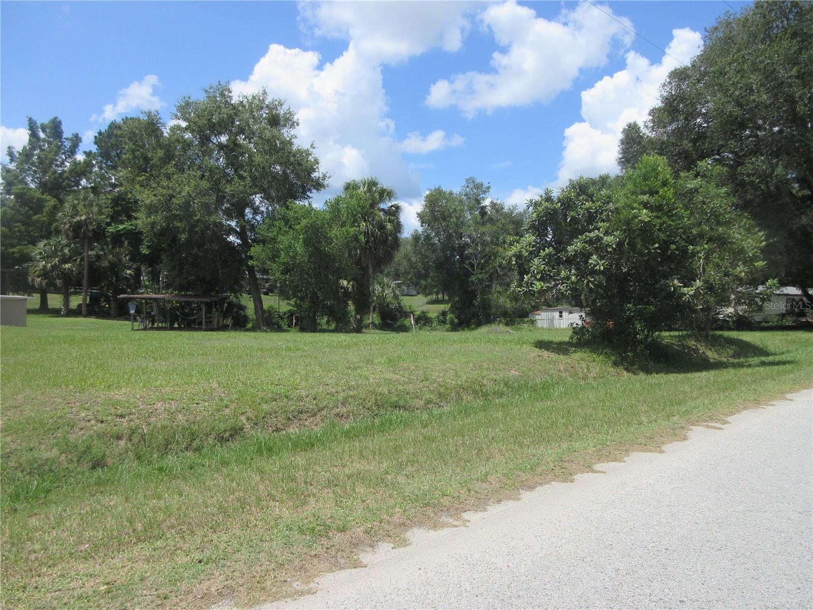 LAKE BRYANT SHORES - Land