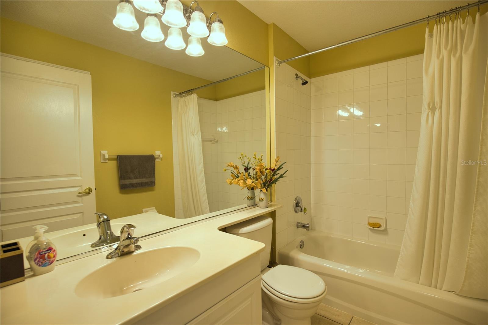 WEXFORD ON THE GREEN PH 3 - Residential Lease