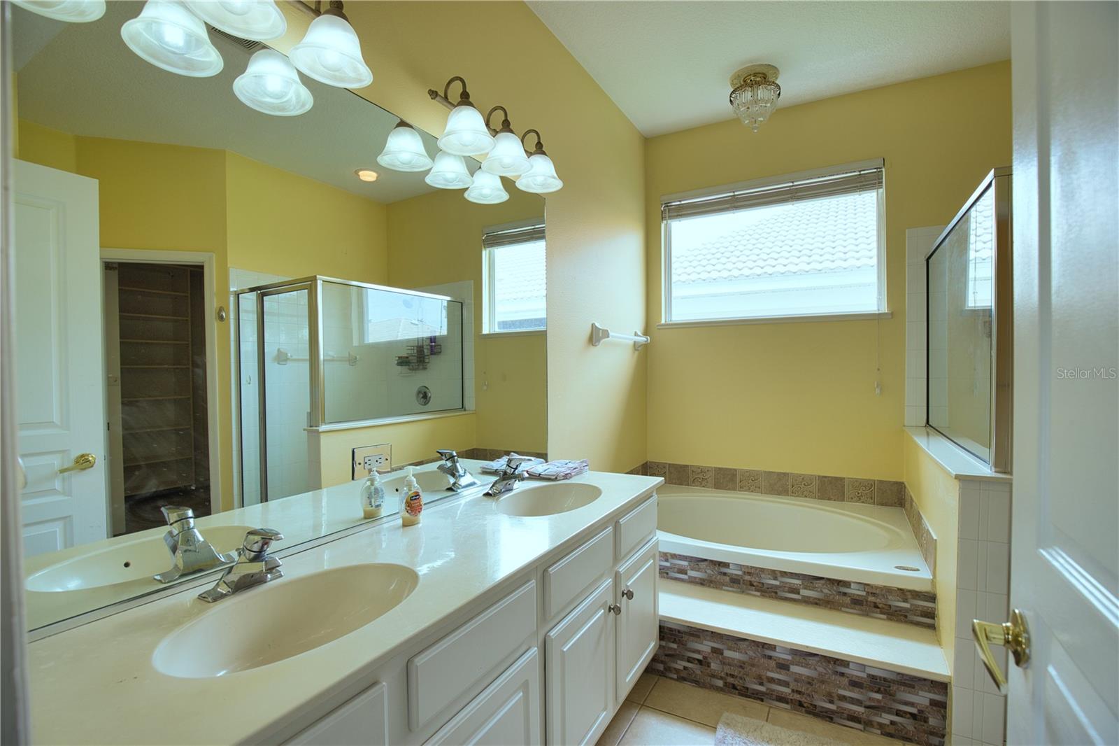 WEXFORD ON THE GREEN PH 3 - Residential Lease