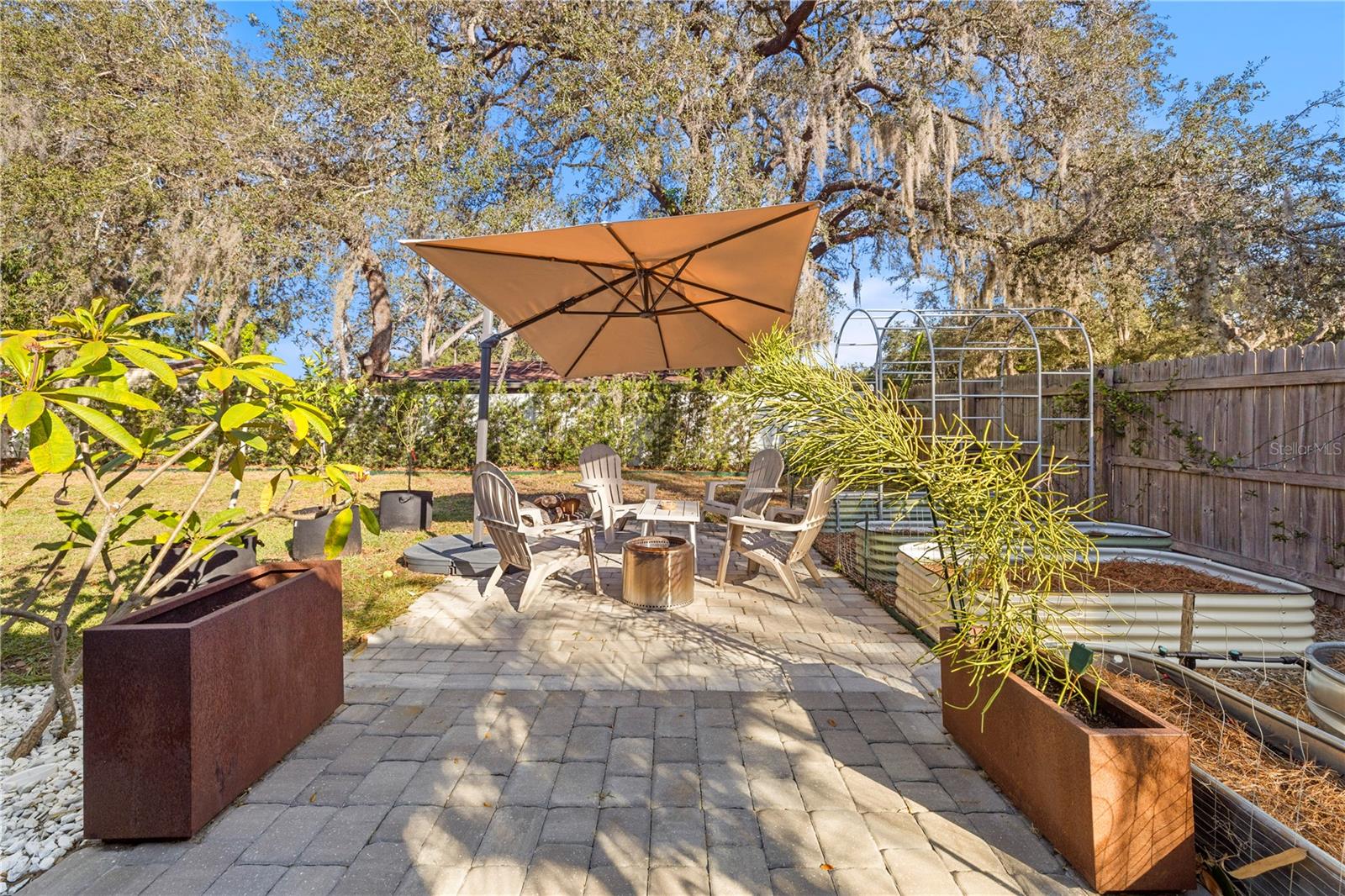 WOODLAND TERRACE - Residential