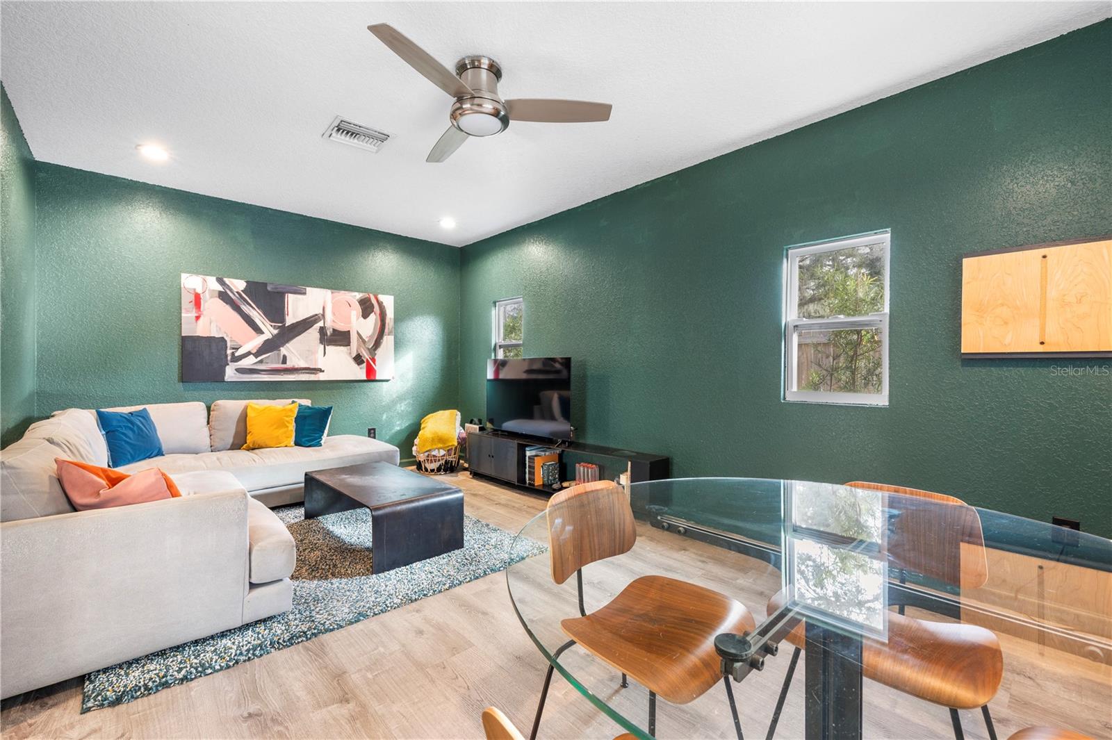 WOODLAND TERRACE - Residential