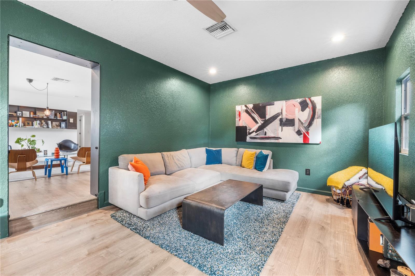 WOODLAND TERRACE - Residential