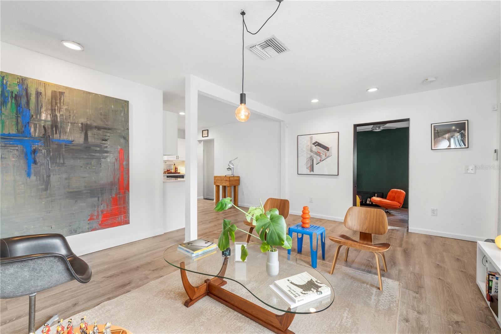 WOODLAND TERRACE - Residential