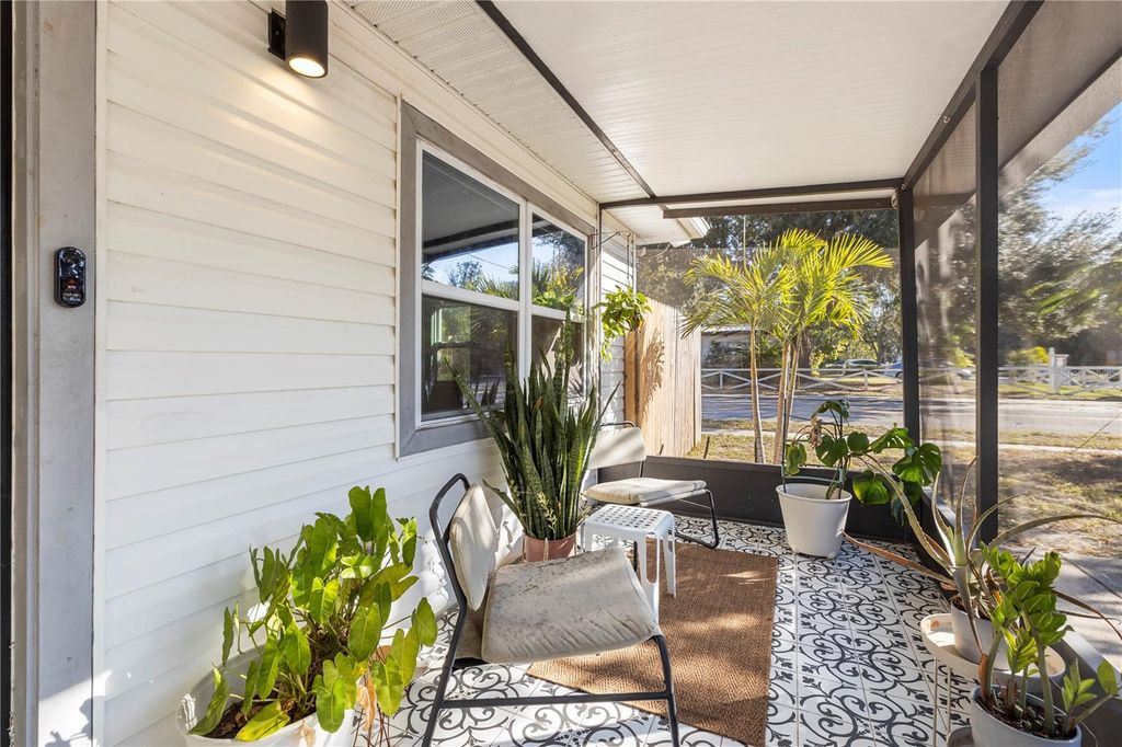 Photo of 3018 E Jean Street, Tampa, FL 33610 (MLS # TB8458081)