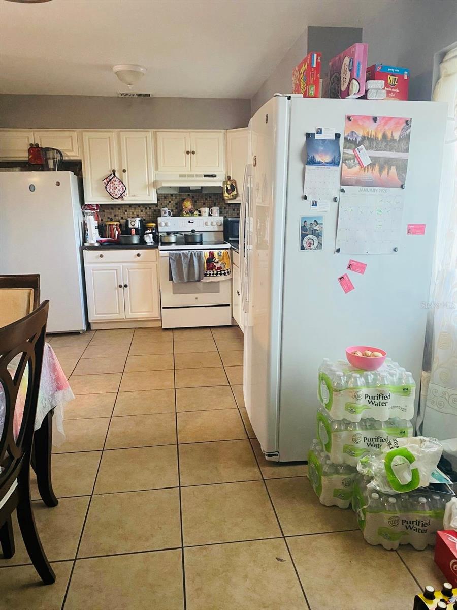 HIGHLAND PARK MANOR 04 - Residential