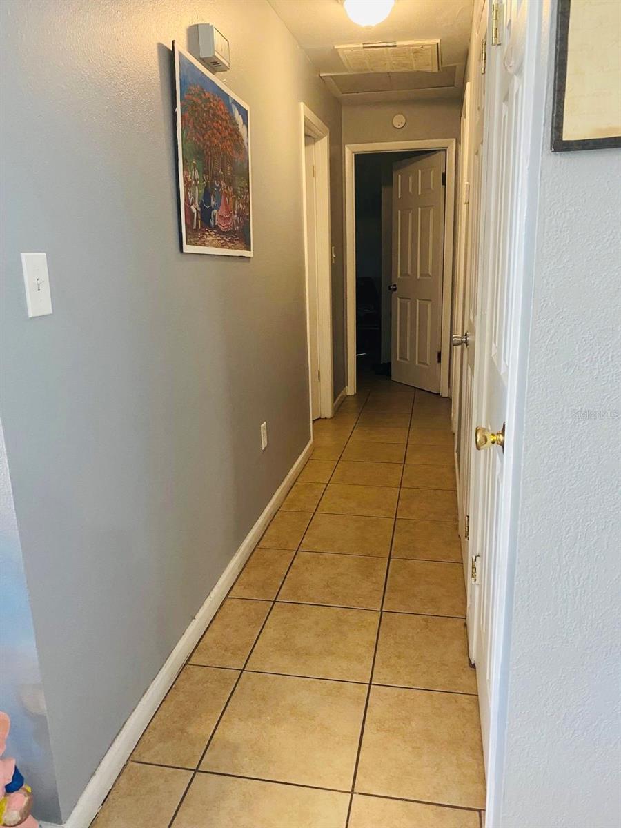 HIGHLAND PARK MANOR 04 - Residential