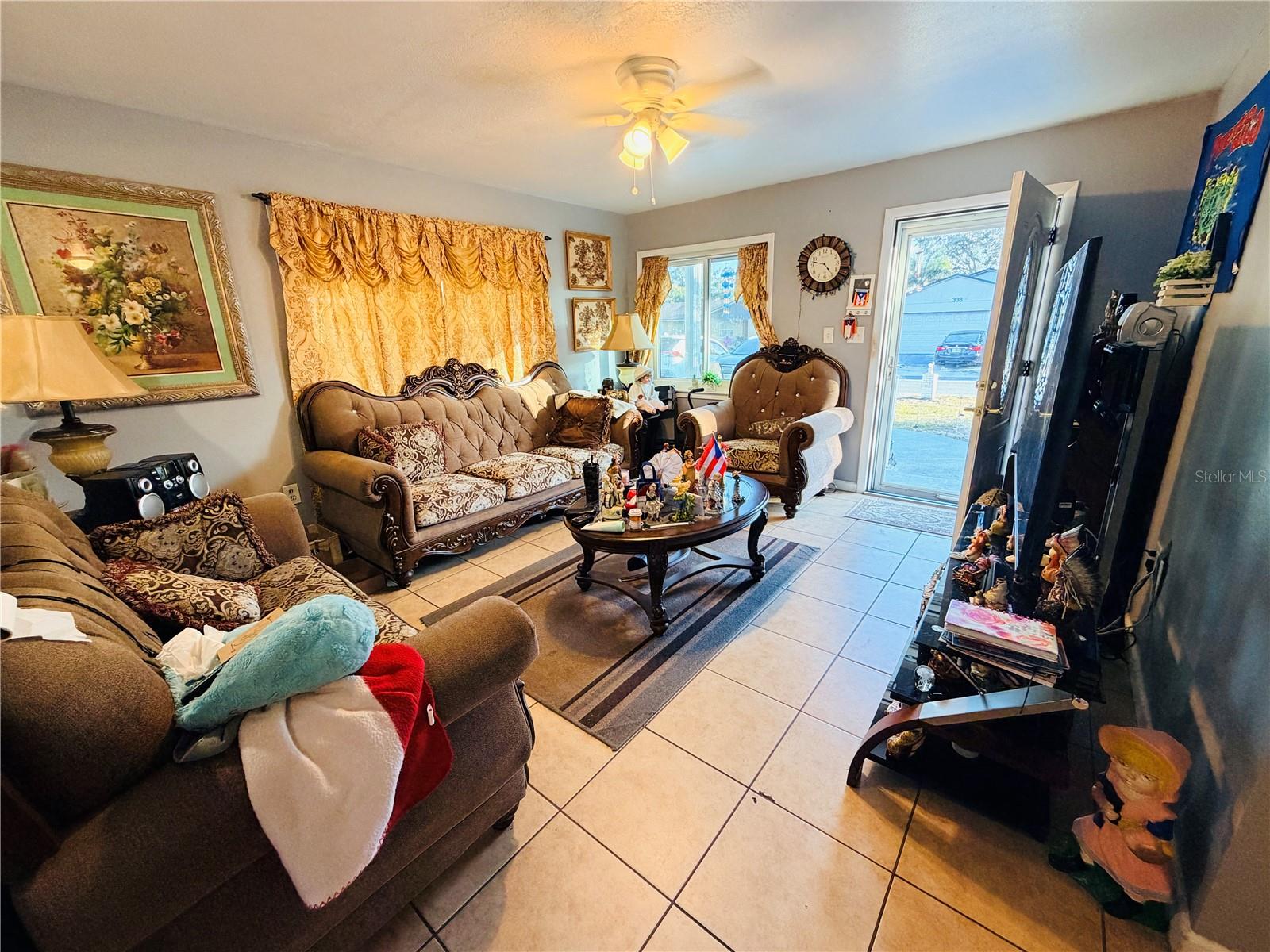 HIGHLAND PARK MANOR 04 - Residential