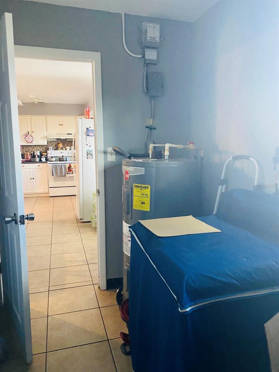 HIGHLAND PARK MANOR 04 - Residential