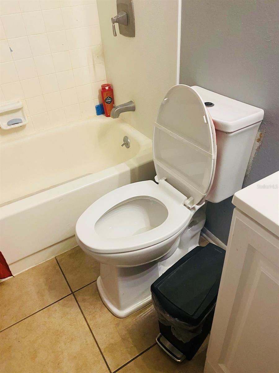 HIGHLAND PARK MANOR 04 - Residential