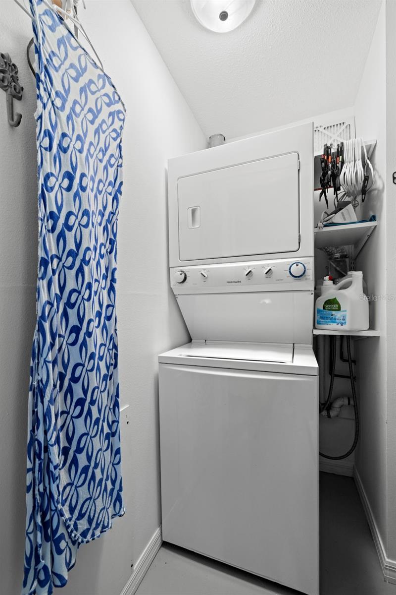 DOUGLAS ARMS - Residential