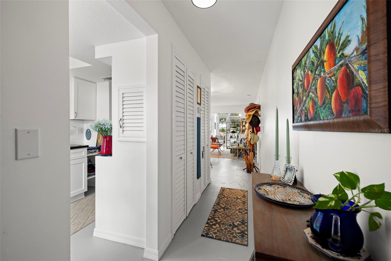 DOUGLAS ARMS - Residential