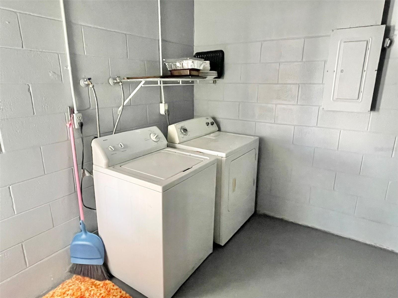 VENICE ESTATES SUB - Residential