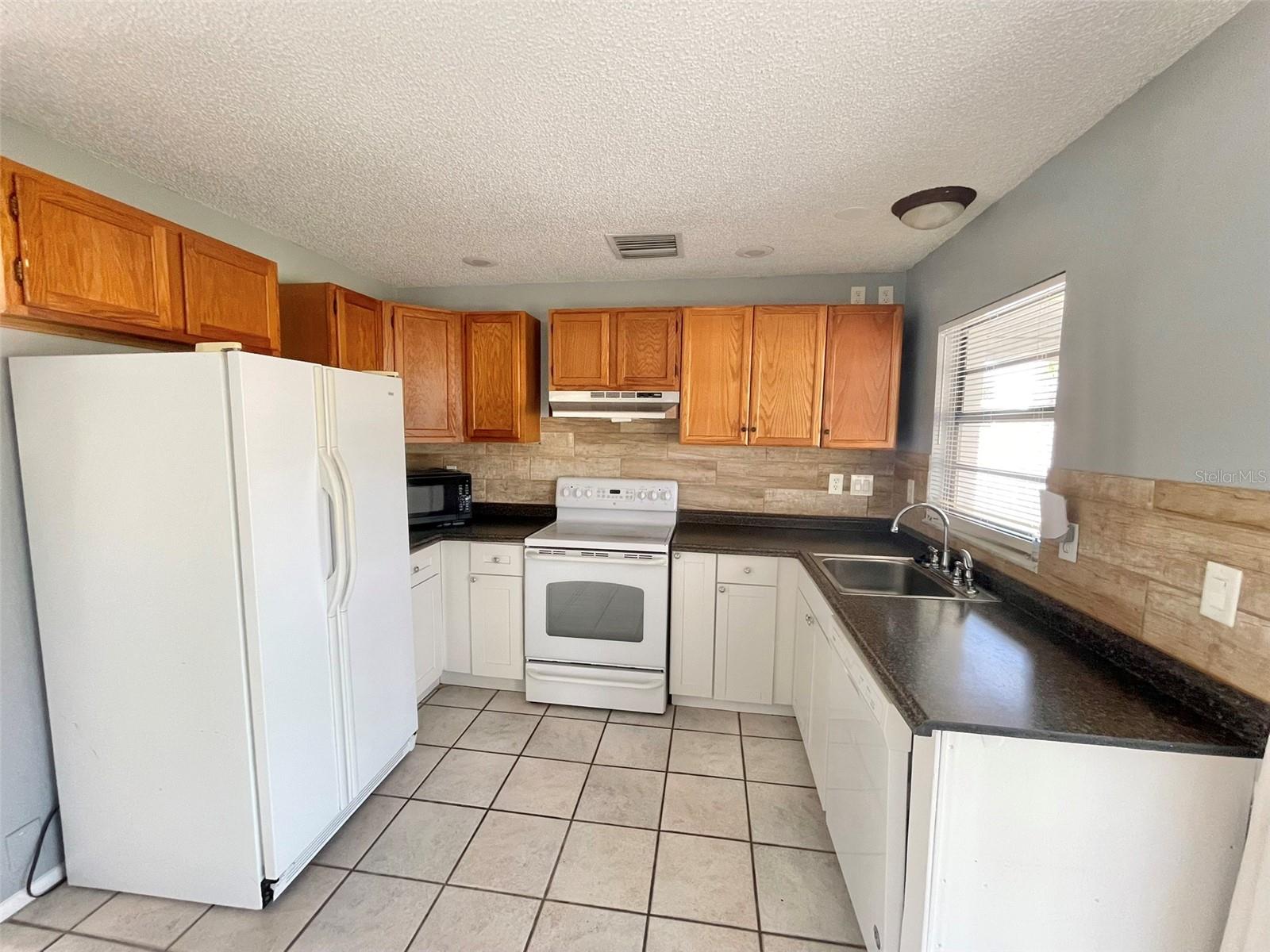 VENICE ESTATES SUB - Residential