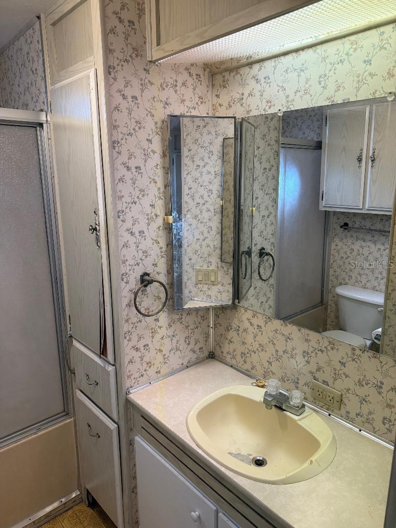 YOGI BEARS JELLYSTONE PARK CONDO - Residential Lease