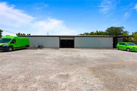 Tiny photo for 15617 Old Us Highway 441, Tavares, FL 32778 (MLS # G5113827)