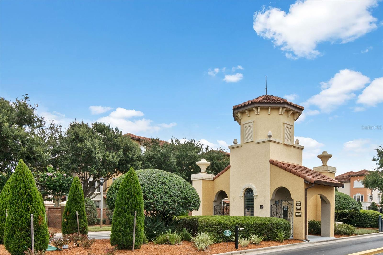 FOUNTAIN PARKE AT LAKE MARY - Residential