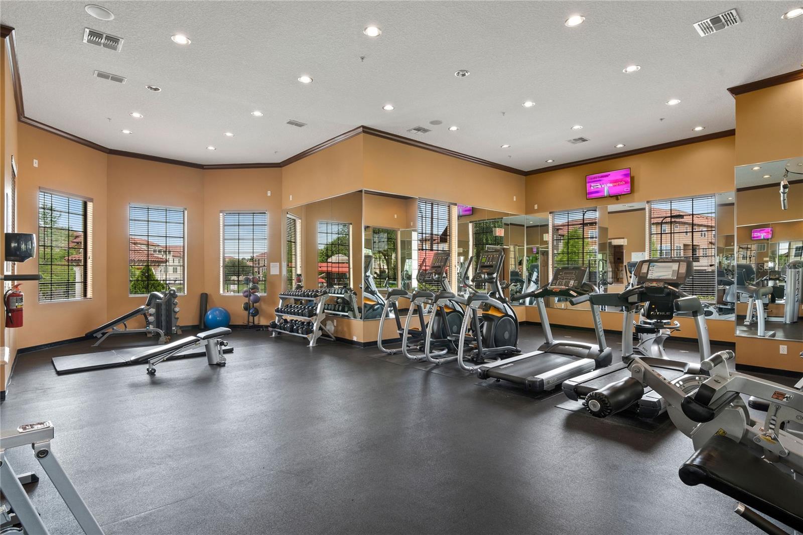 FOUNTAIN PARKE AT LAKE MARY - Residential