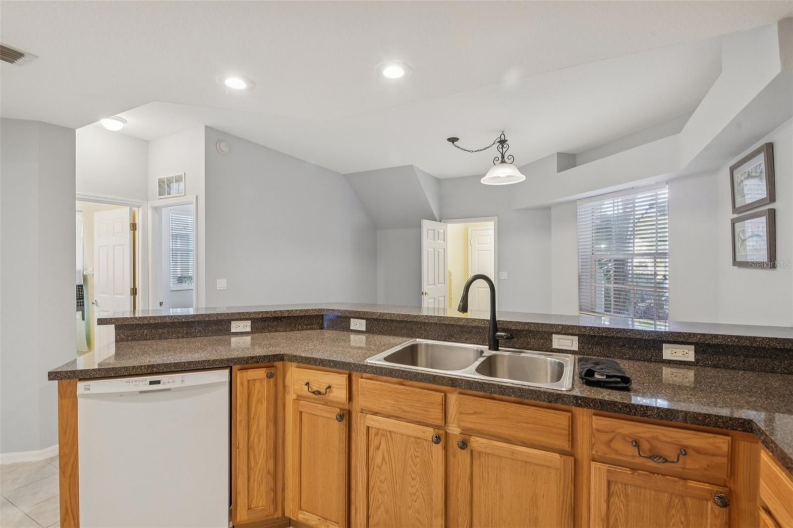 LAKES AT HERON COVE CONDO PH 06 - Residential