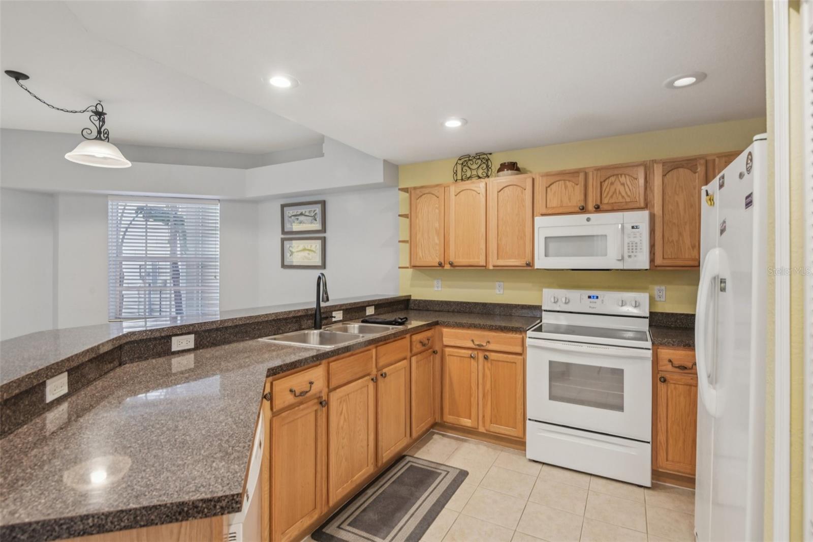 LAKES AT HERON COVE CONDO PH 06 - Residential