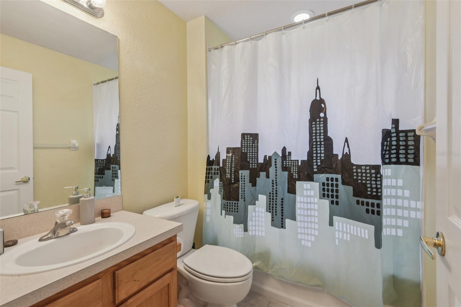 LAKES AT HERON COVE CONDO PH 06 - Residential