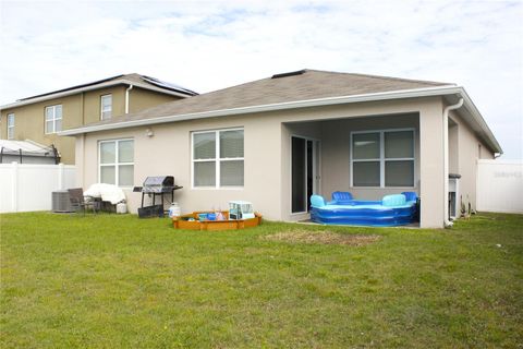 A home in LAKELAND