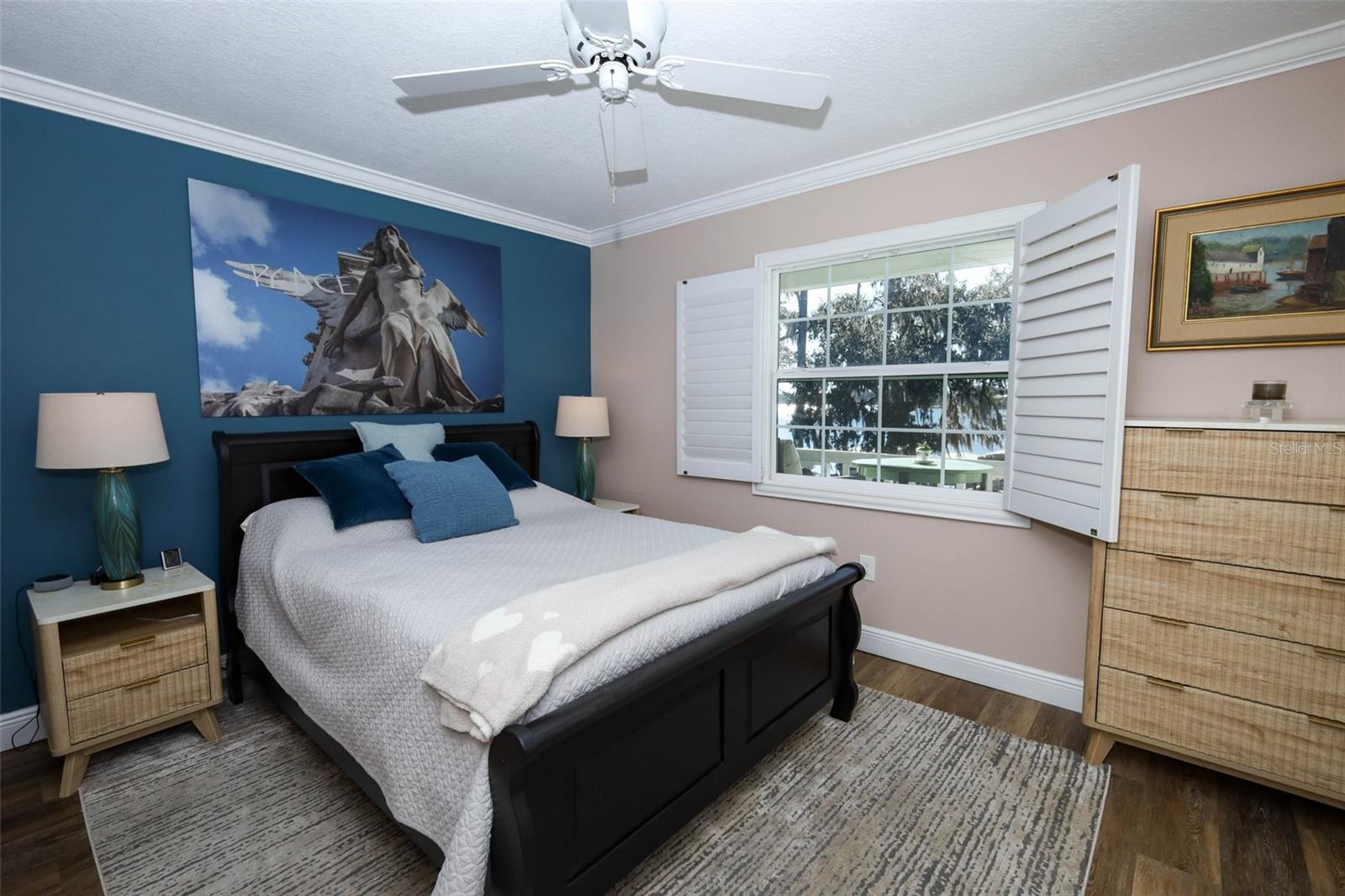 LAKESIDE MANOR APTS CONDO - Residential